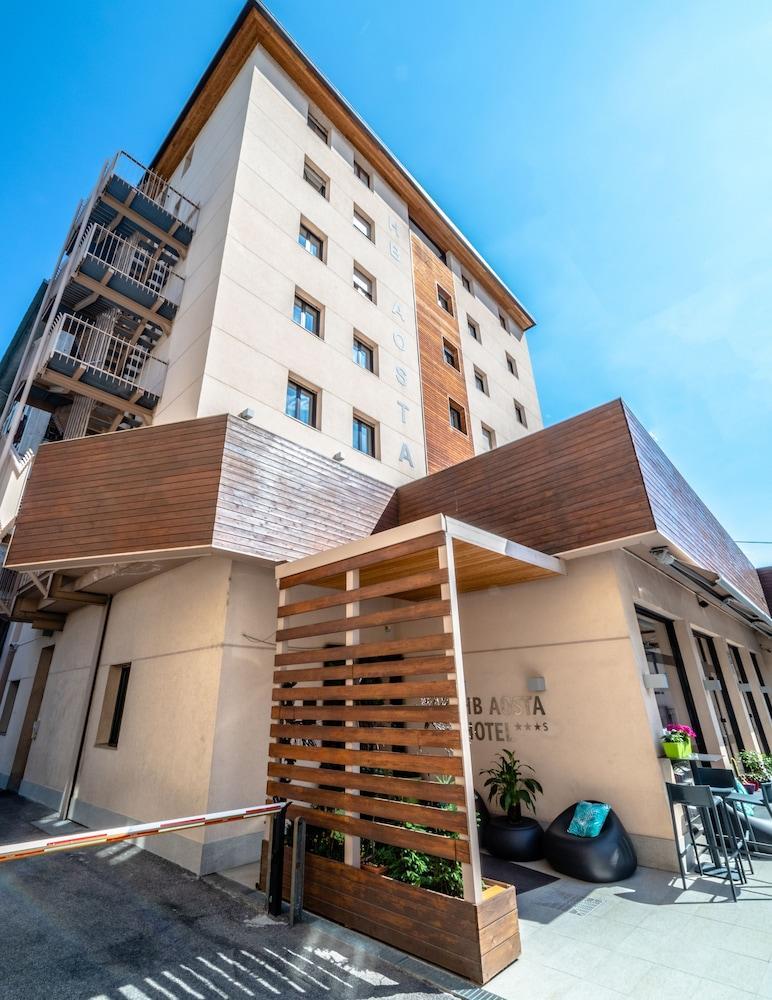 Hb Aosta Hotel & Balcony Spa Экстерьер фото