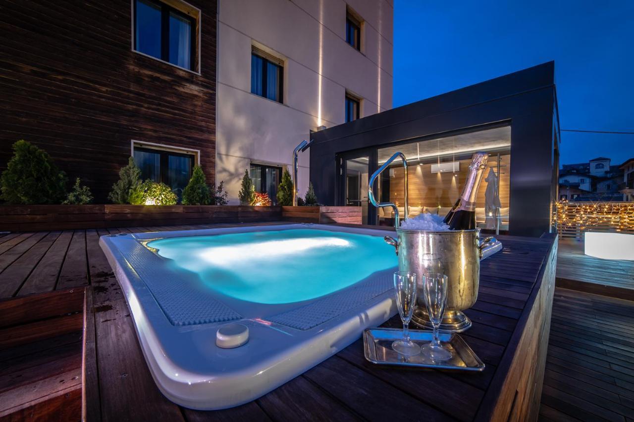 Hb Aosta Hotel & Balcony Spa Экстерьер фото