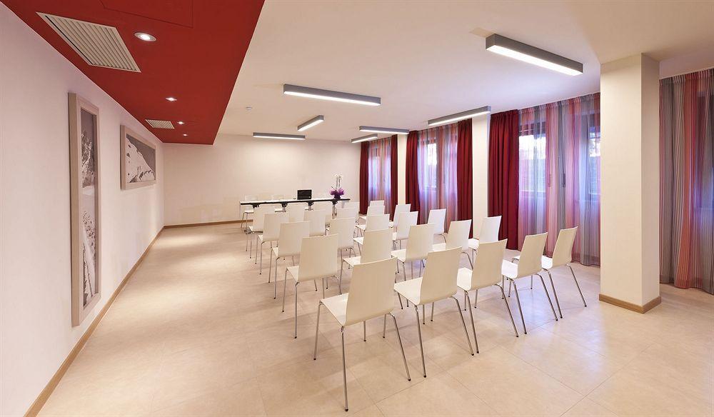 Hb Aosta Hotel & Balcony Spa Экстерьер фото
