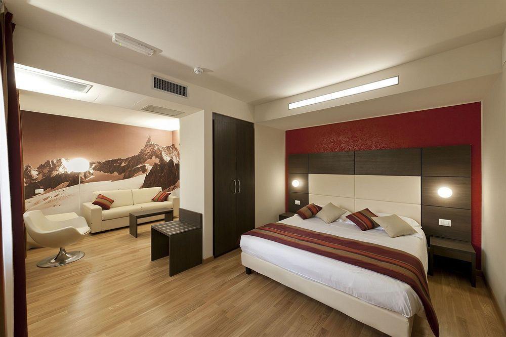 Hb Aosta Hotel & Balcony Spa Экстерьер фото