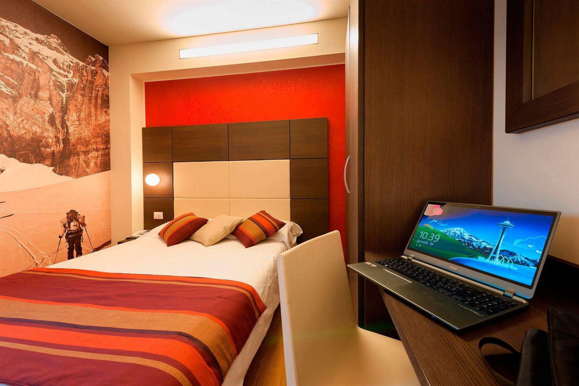 Hb Aosta Hotel & Balcony Spa Экстерьер фото